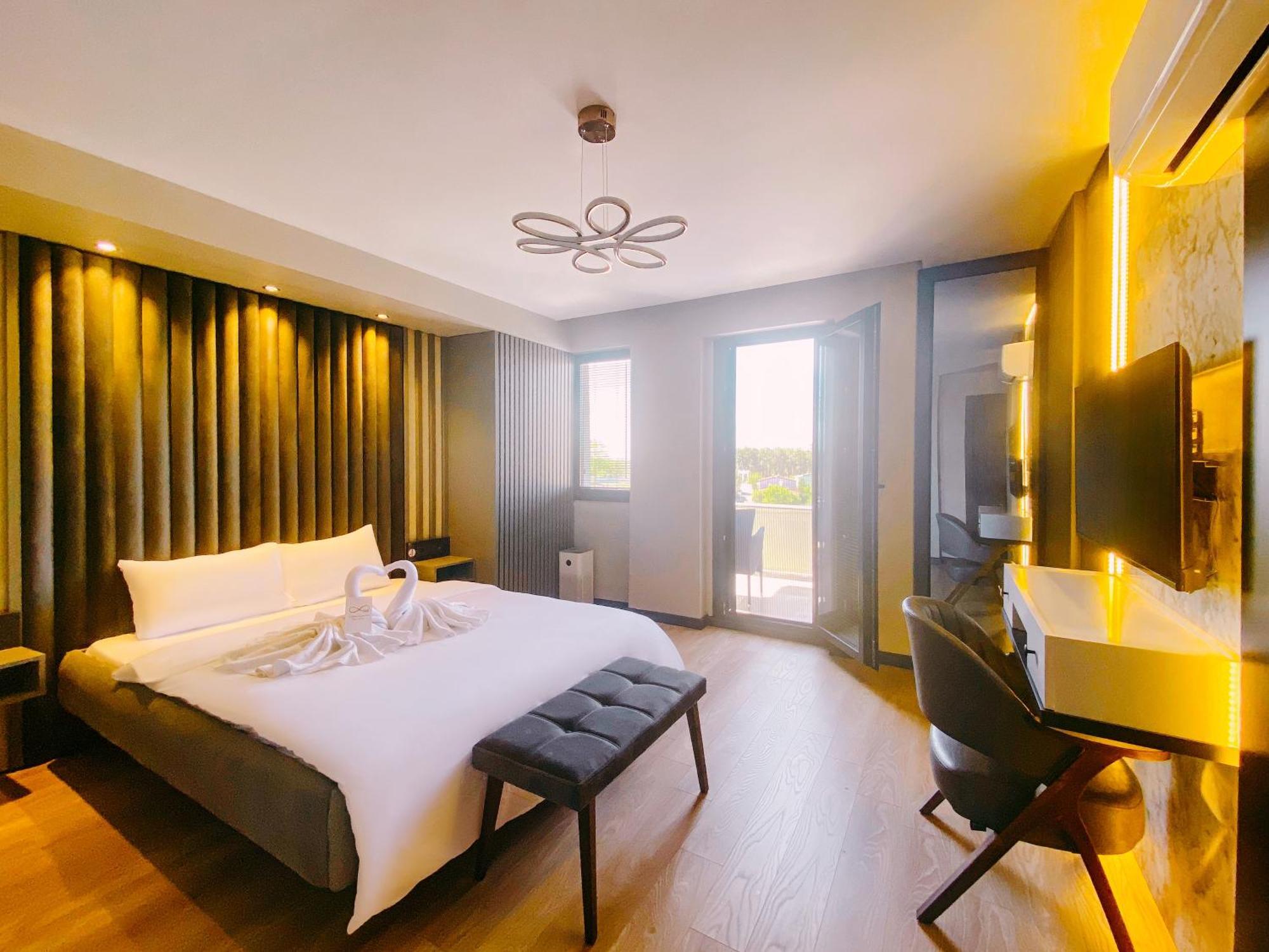 1314 Suite Hotel Istanbul Arnavutkoy Exteriör bild