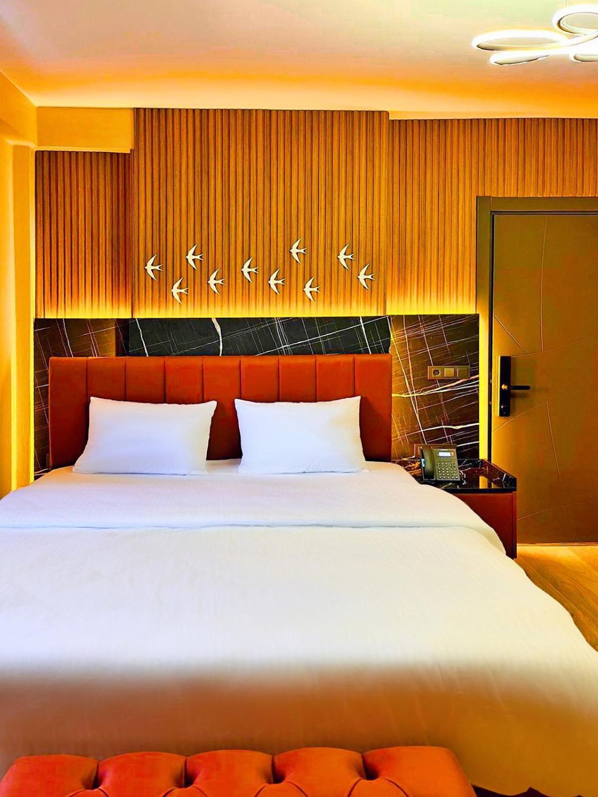 1314 Suite Hotel Istanbul Arnavutkoy Exteriör bild