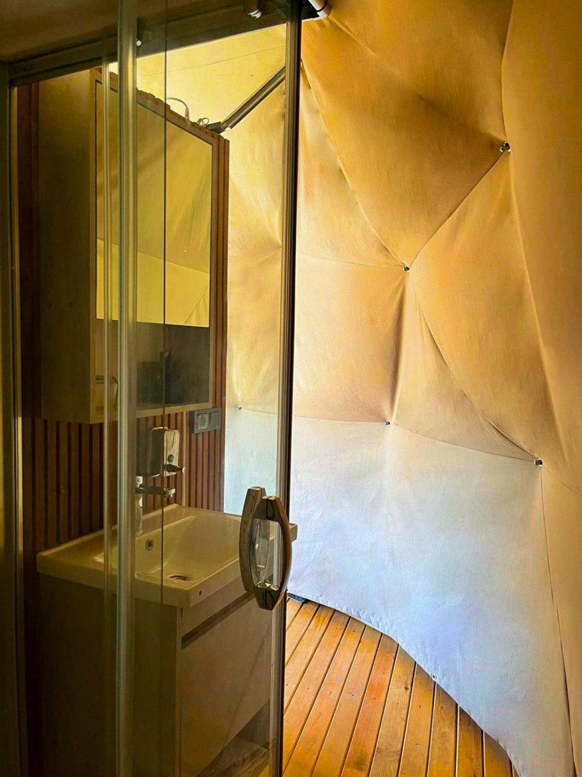 1314 Suite Hotel Istanbul Arnavutkoy Exteriör bild